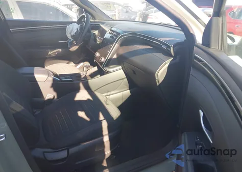 2022 Hyundai Santa Cruz Sel z USA, uszkodzony, nr VIN 5NTJCDAE2NH036992